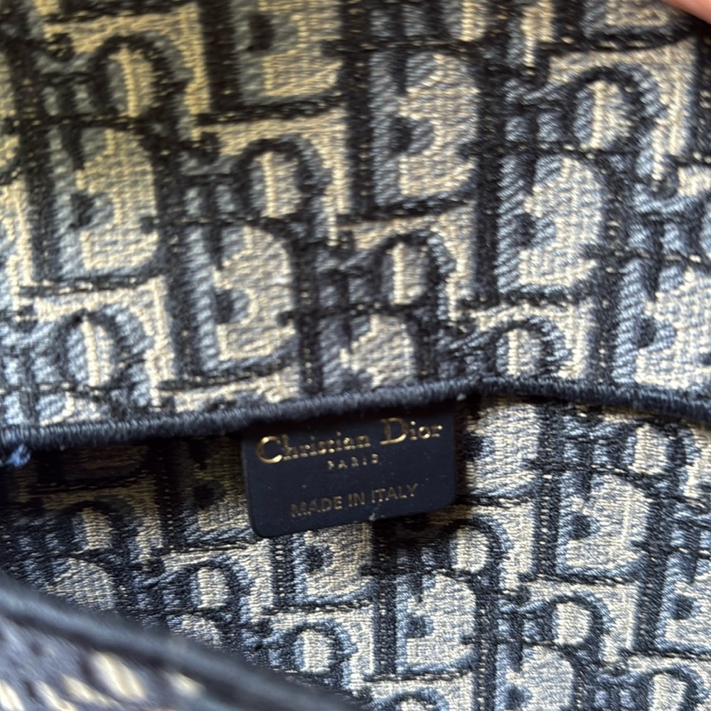 Christian Dior Navy and Cream Clutch - Picture 5 of 13